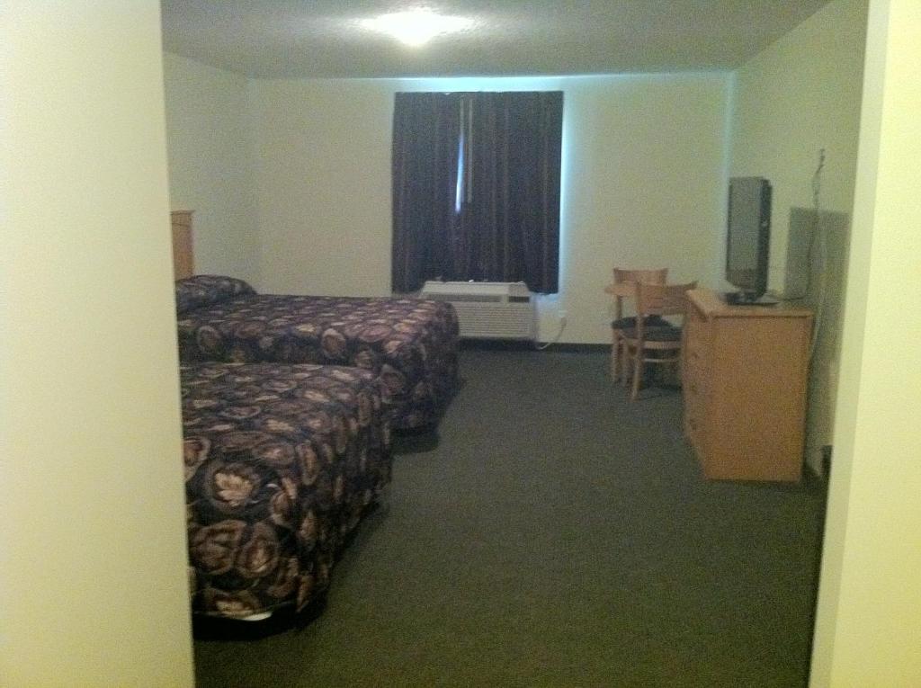 Circle 6 Motel Weyburn Rom bilde